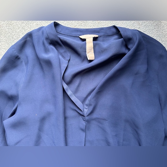 Navy Blue Sheer Banana Republic long sleeve top. Never Worn. - Picture 1 of 4